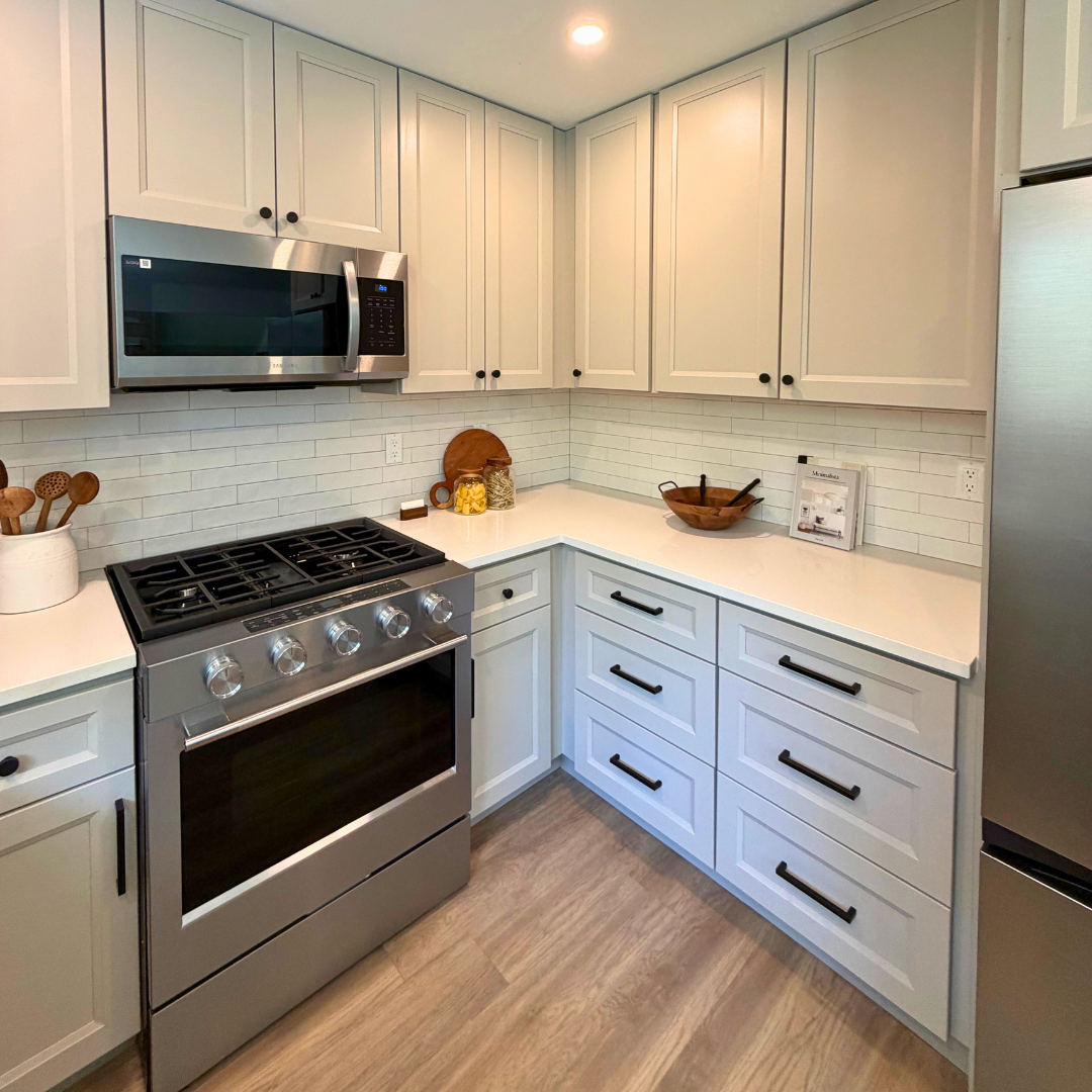 Kitchen appliances and cabinets deep cleaned